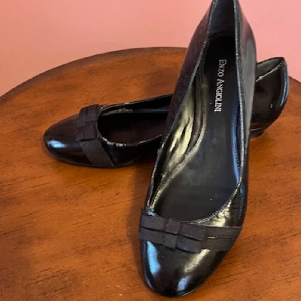 Enzo Angiolini 1990's Bowed Flats - Picture 1 of 10